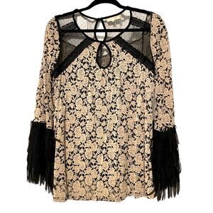 Ryu 1970's Style Lace Body Fringe Sleeve Blouse Cream Black. Size S (fits 14/16)